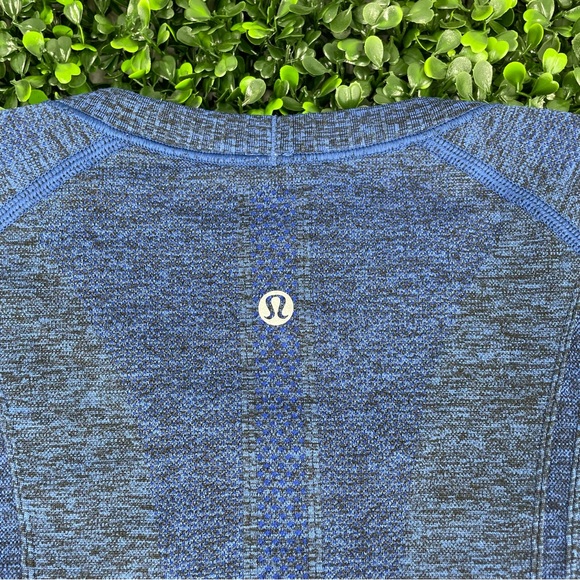 Lululemon Metal Vent Tech Running Workout Shirt Men's Size: 8 - Picture 5 of 8